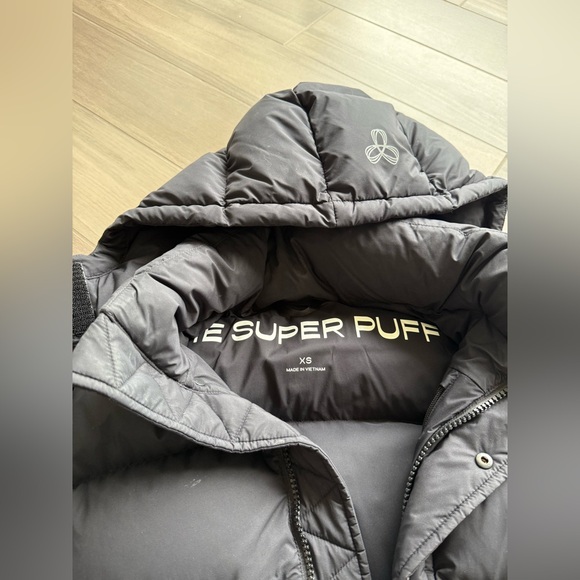 Super puff aritzia tna super puff original xs - Picture 6 of 9